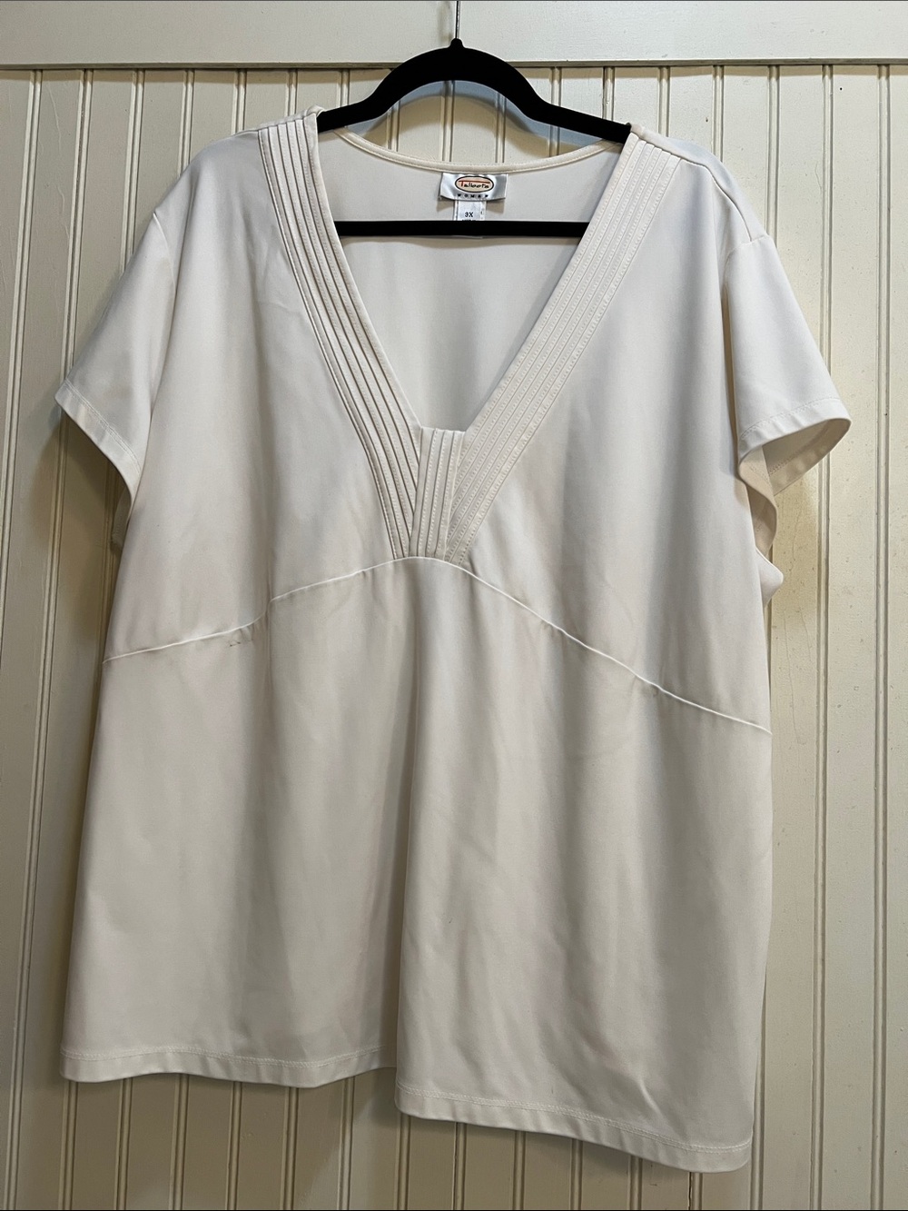 Talbots Cream V-Neck Pintuck Tunic